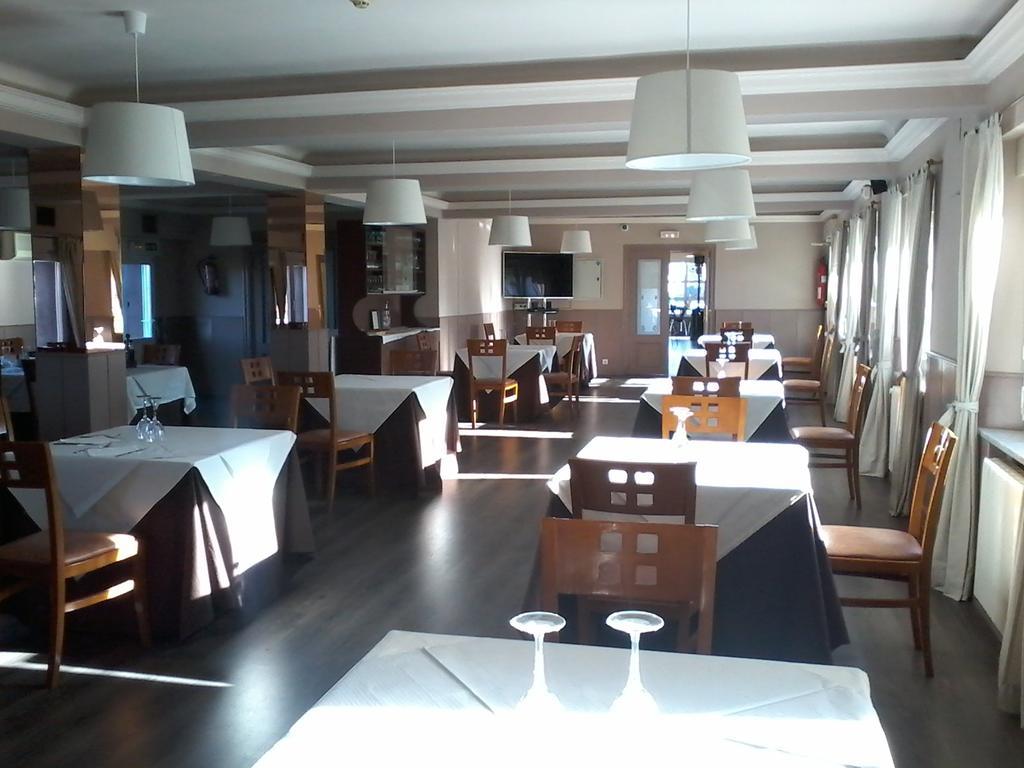 Hotel Buenos Aires Villafria المظهر الخارجي الصورة