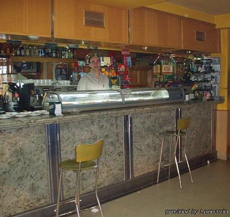 Hotel Buenos Aires Villafria المظهر الخارجي الصورة